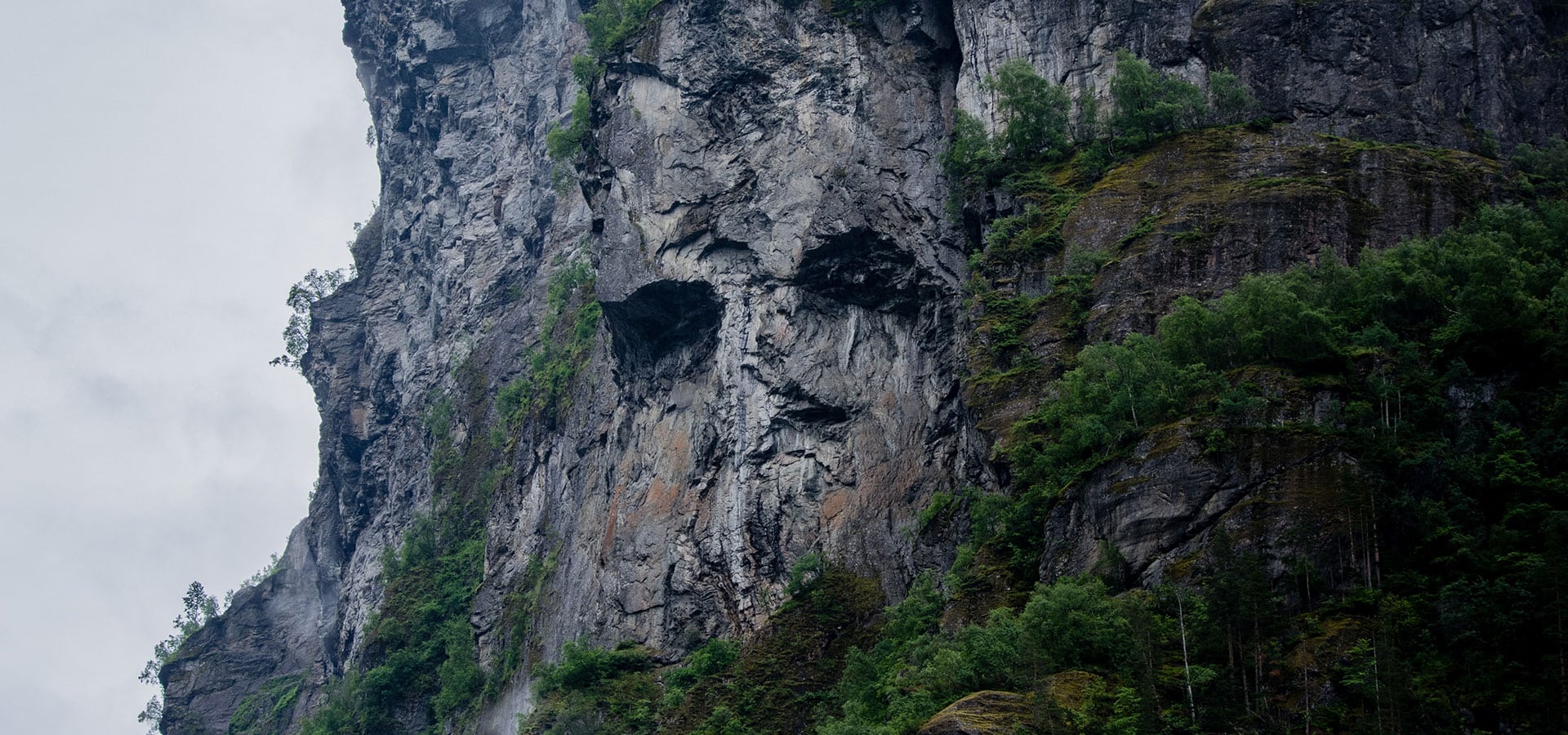 pattern of face in mountain